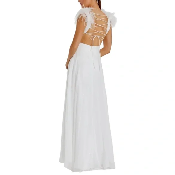 NWT Mac Duggal White Plunge Ostrich Feather Gown Dress 68113 Size 4 - Picture 3 of 8